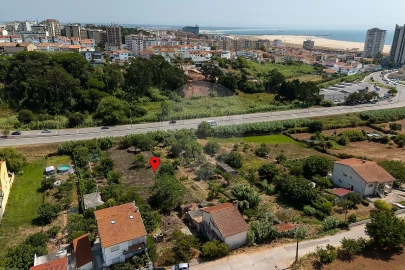 Moradia T4 para Venda em Buarcos