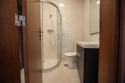 Apartamento T3 para Venda em Seixal, Arrentela e Aldeia de Paio Pires