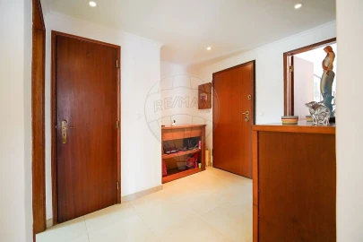Apartamento T3 para Venda em Seixal, Arrentela e Aldeia de Paio Pires