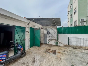 Garagem para Venda em Setubal (São Sebastião)