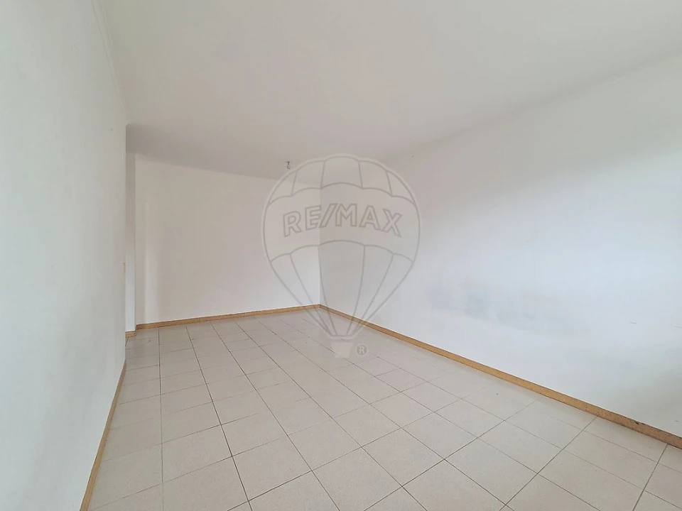 Apartamento T2 para Venda em Mina de Água Foto 17