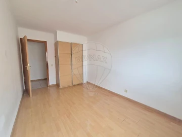 Apartamento T2 para Venda em Mina de Água