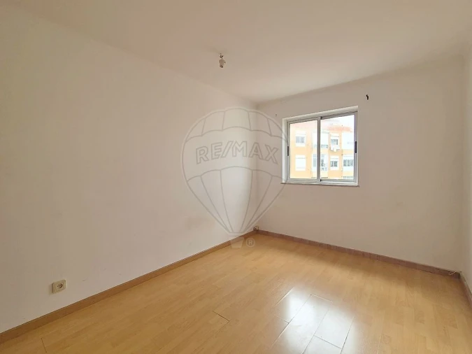 Apartamento T2 para Venda em Mina de Água Foto 12