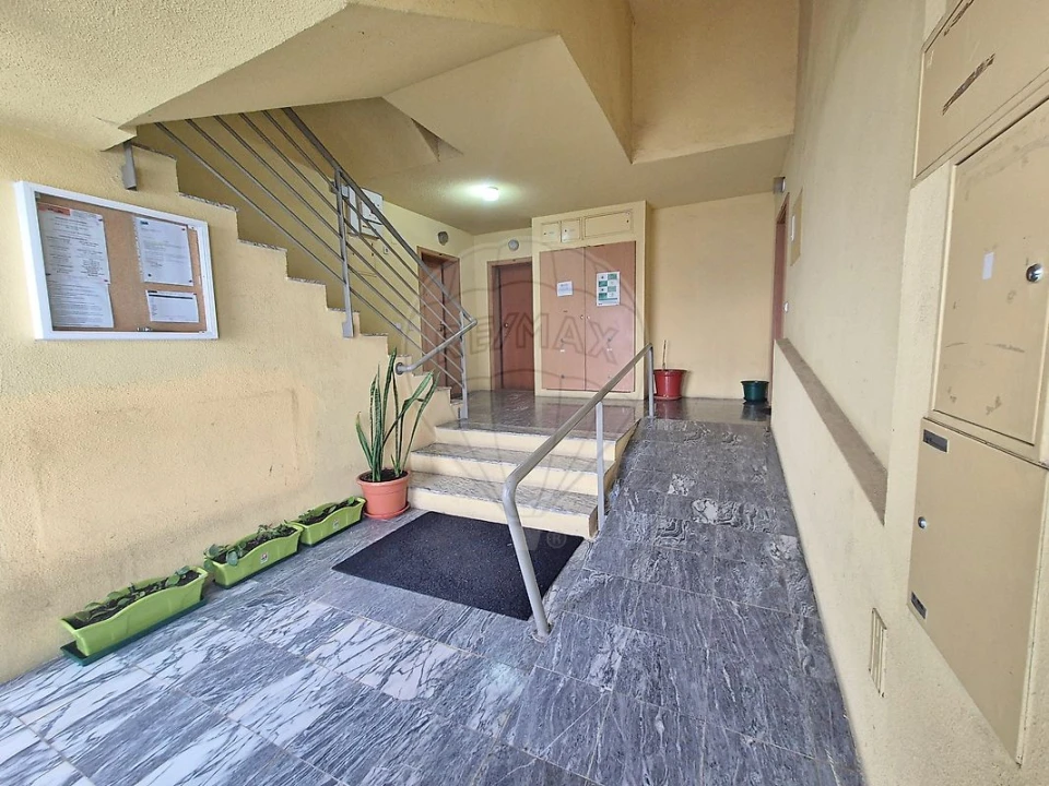 Apartamento T2 para Venda em Mina de Água Foto 4