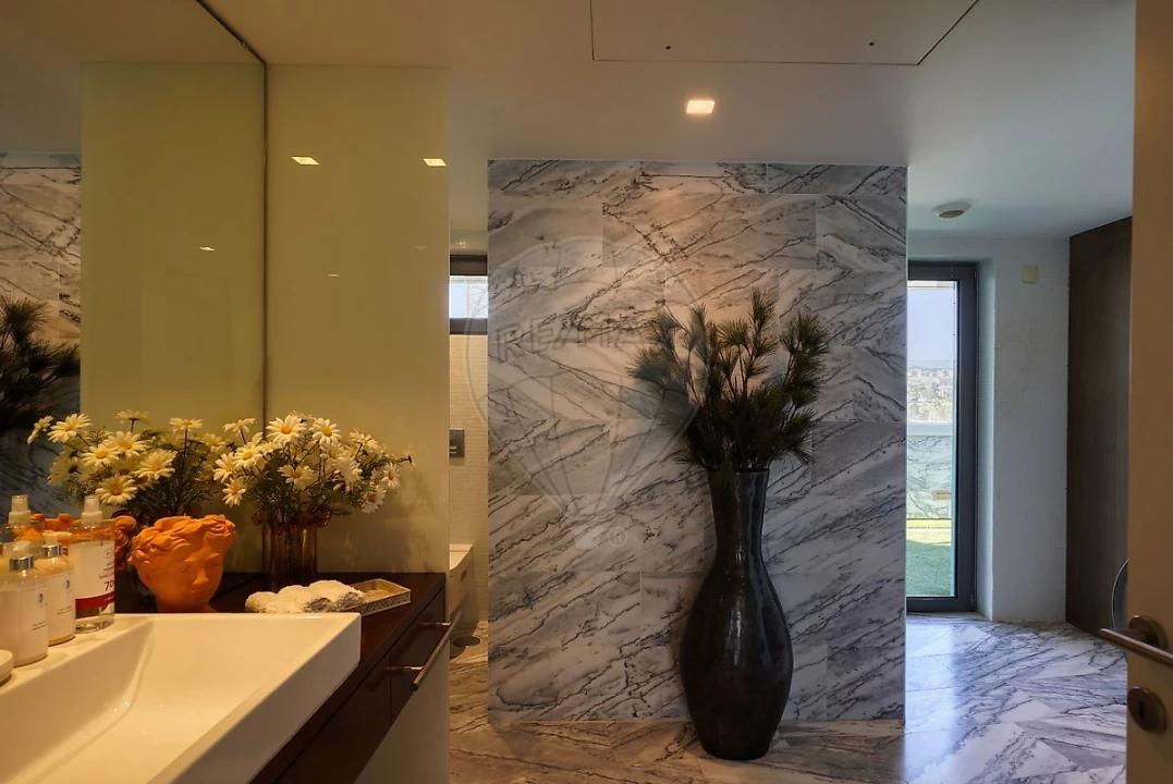 Apartamento T4 para Venda em Cascais e Estoril Foto 6
