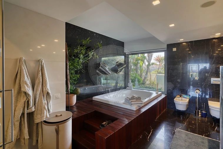 Apartamento T4 para Venda em Cascais e Estoril Foto 40