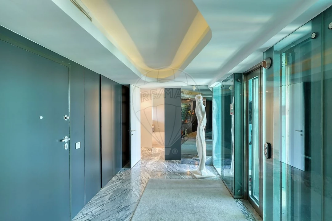 Apartamento T4 para Venda em Cascais e Estoril Foto 3