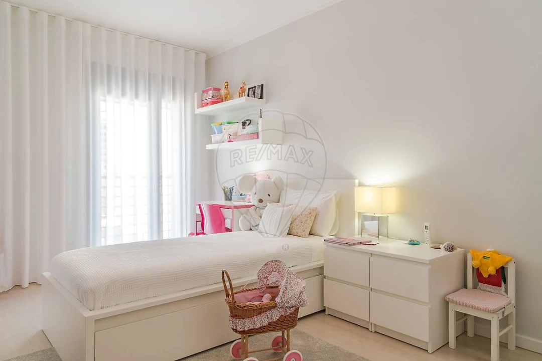Apartamento T5 para Venda em Campolide Foto 39