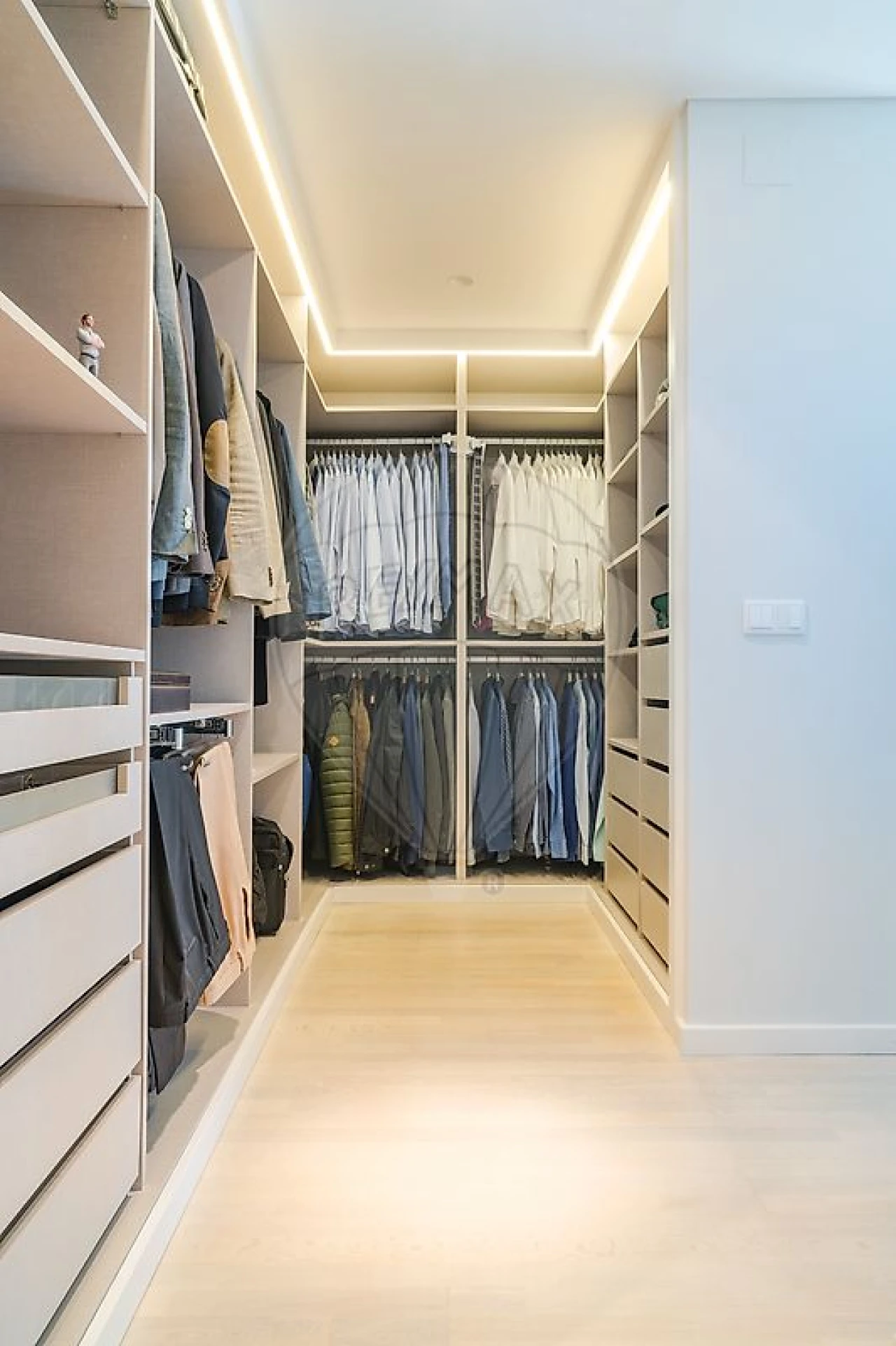 Apartamento T5 para Venda em Campolide Foto 43