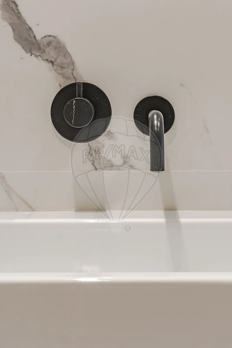 Apartamento T5 para Venda em Campolide Foto 30