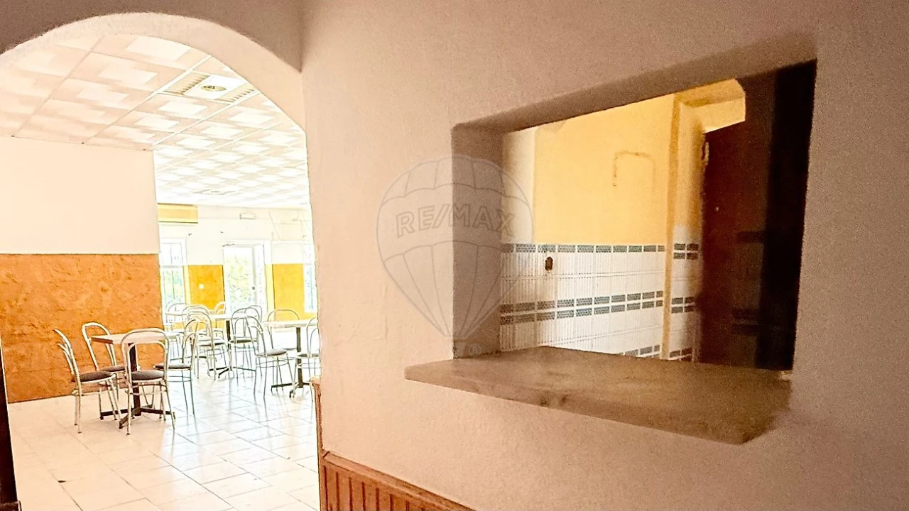 Loja para Venda em Ladoeiro Foto 19
