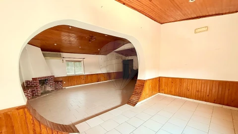 Loja para Venda em Ladoeiro