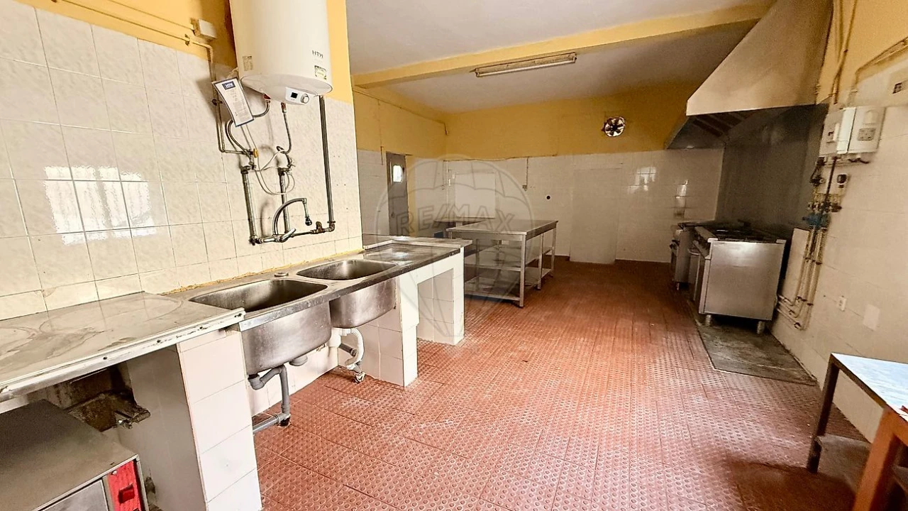 Loja para Venda em Ladoeiro Foto 2