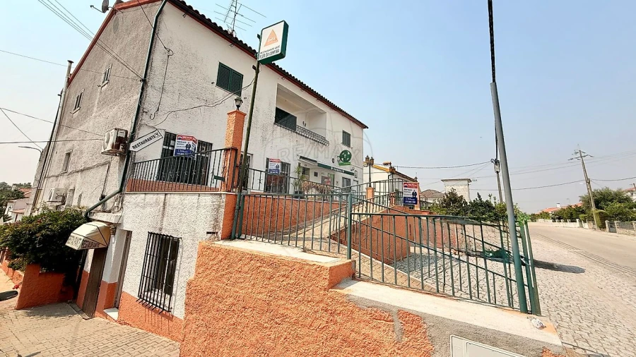 Loja para Venda em Ladoeiro Foto 49