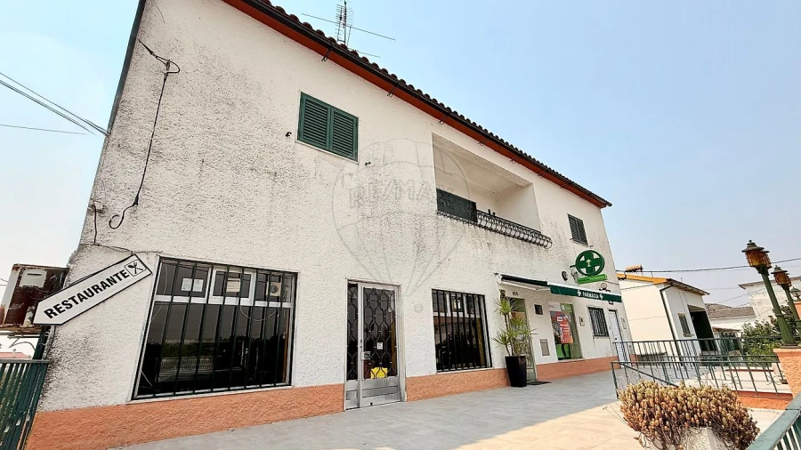 Loja para Venda em Ladoeiro Foto 36