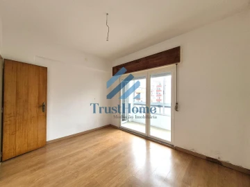 Apartamento T2 para Venda em Águas Livres