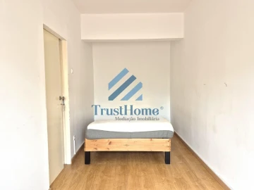 Apartamento T2 para Venda em Águas Livres