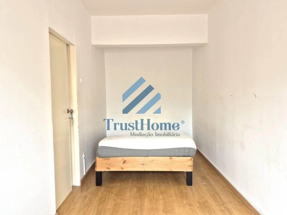 Apartamento T2 para Venda em Águas Livres Foto 19