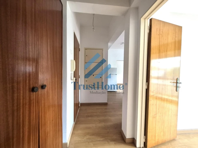 Apartamento T2 para Venda em Águas Livres Foto 8