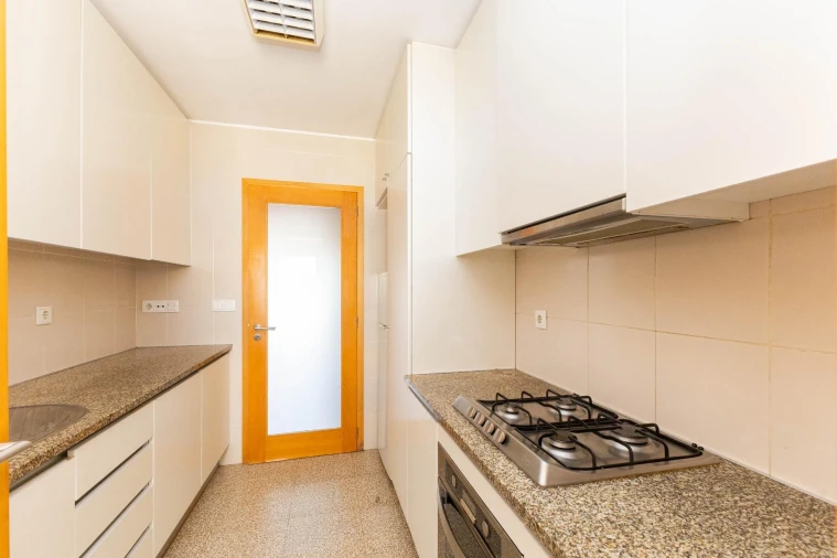 Apartamento T3 para Venda em São Martinho do Porto Foto 11