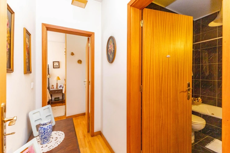 Apartamento T2 para Venda em Canidelo Foto 19