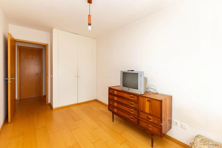 Apartamento T3 para Venda em São Martinho do Porto Foto 17