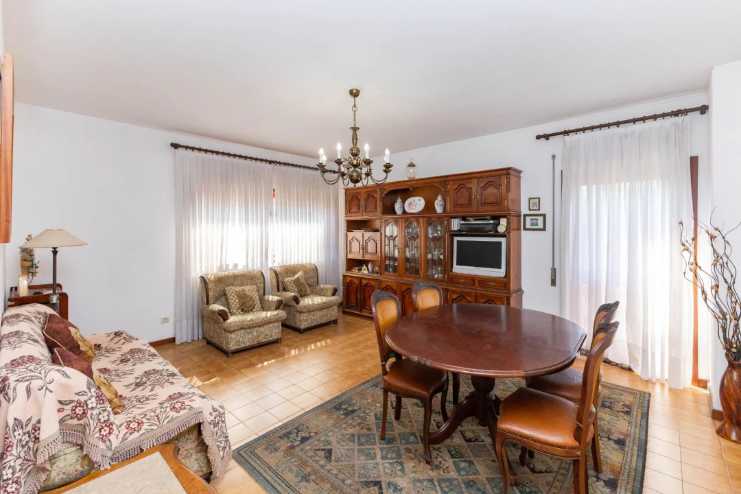 Apartamento T3 para Venda em Canidelo Foto 3