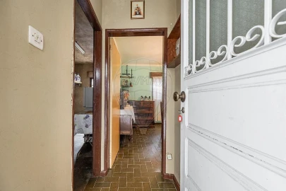 Moradia T4 para Venda em Bouro (Santa Maria)