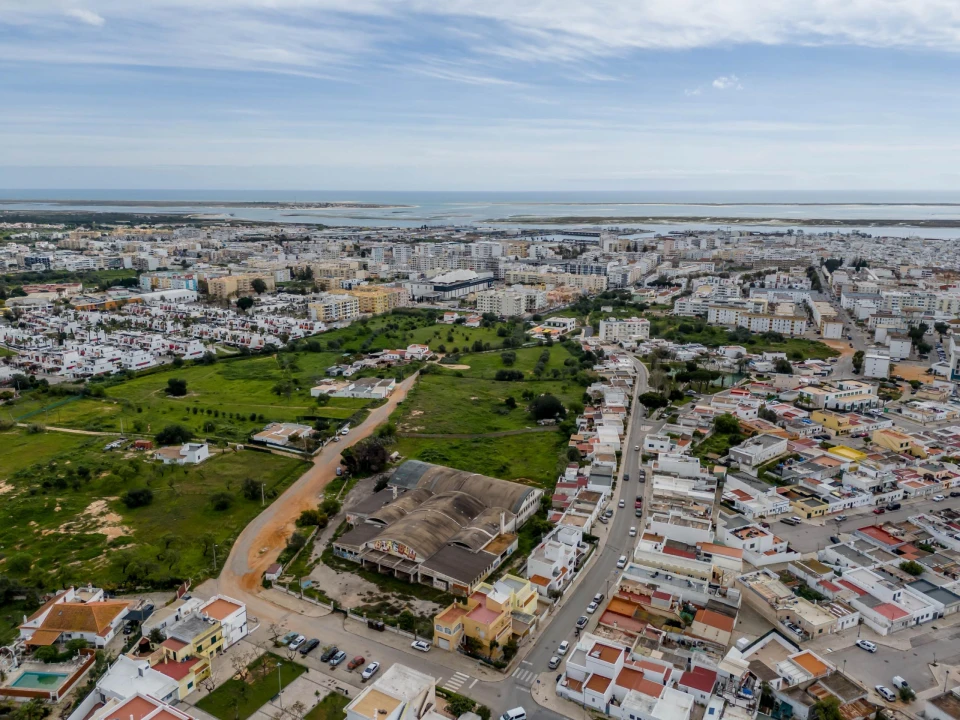Terreno para Venda em Quelfes Foto 5