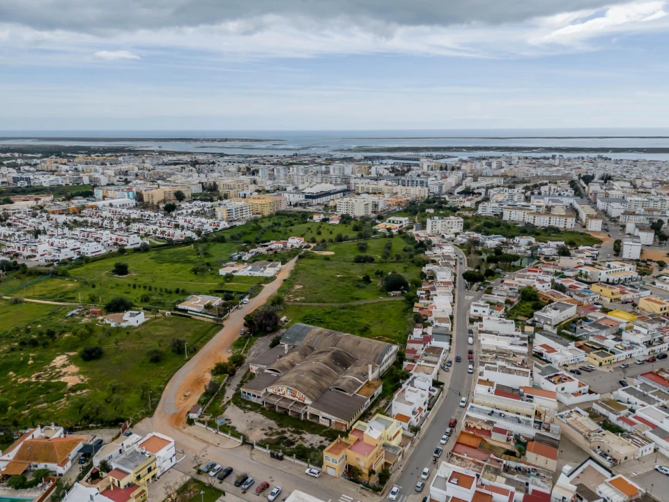 Terreno para Venda em Quelfes Foto 9