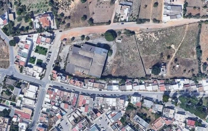 Terreno para Venda em Quelfes