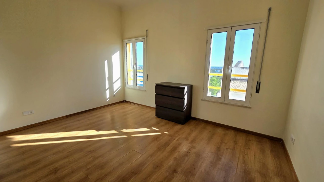 Apartamento T1 para Venda em Boliqueime Foto 13