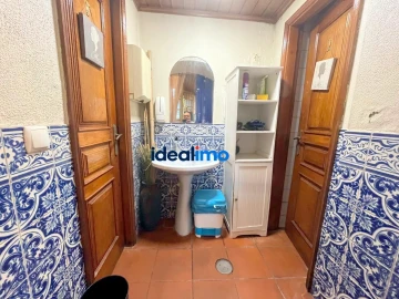 Prédio para Arrendamento em Paranhos