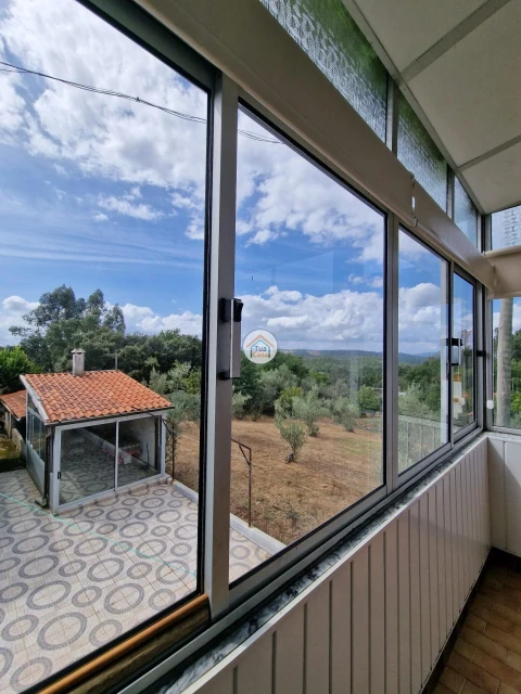 Moradia T3 para Venda em Lousã e Vilarinho