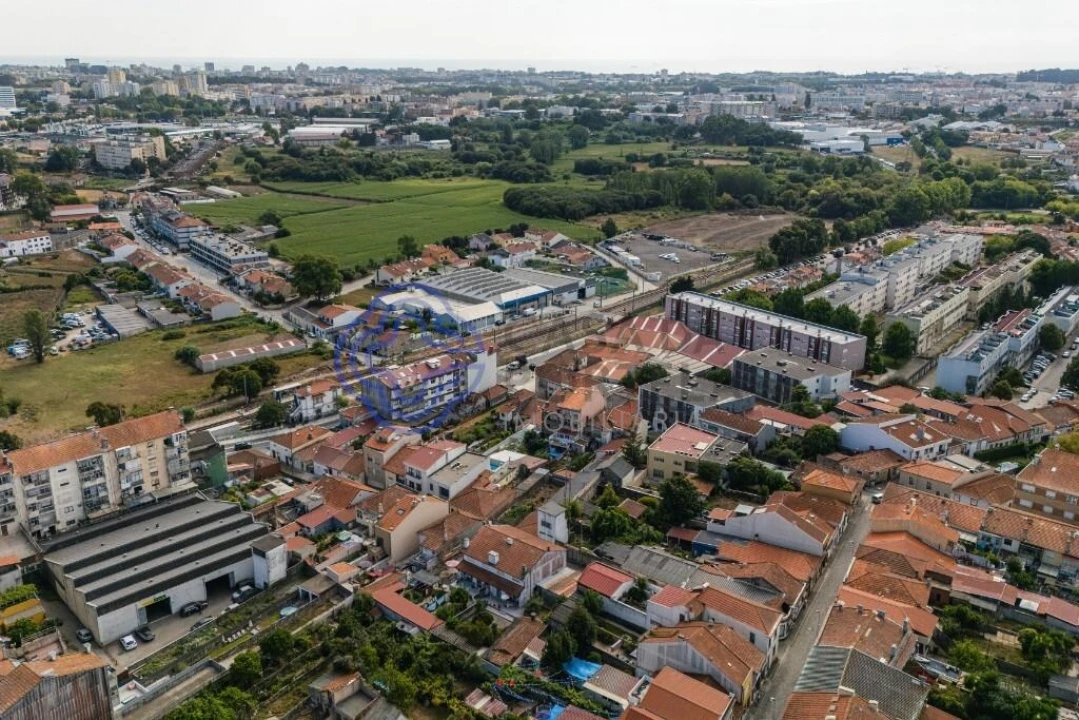 Moradia T3 para Venda em São Mamede de Infesta e Senhora da Hora Foto 2