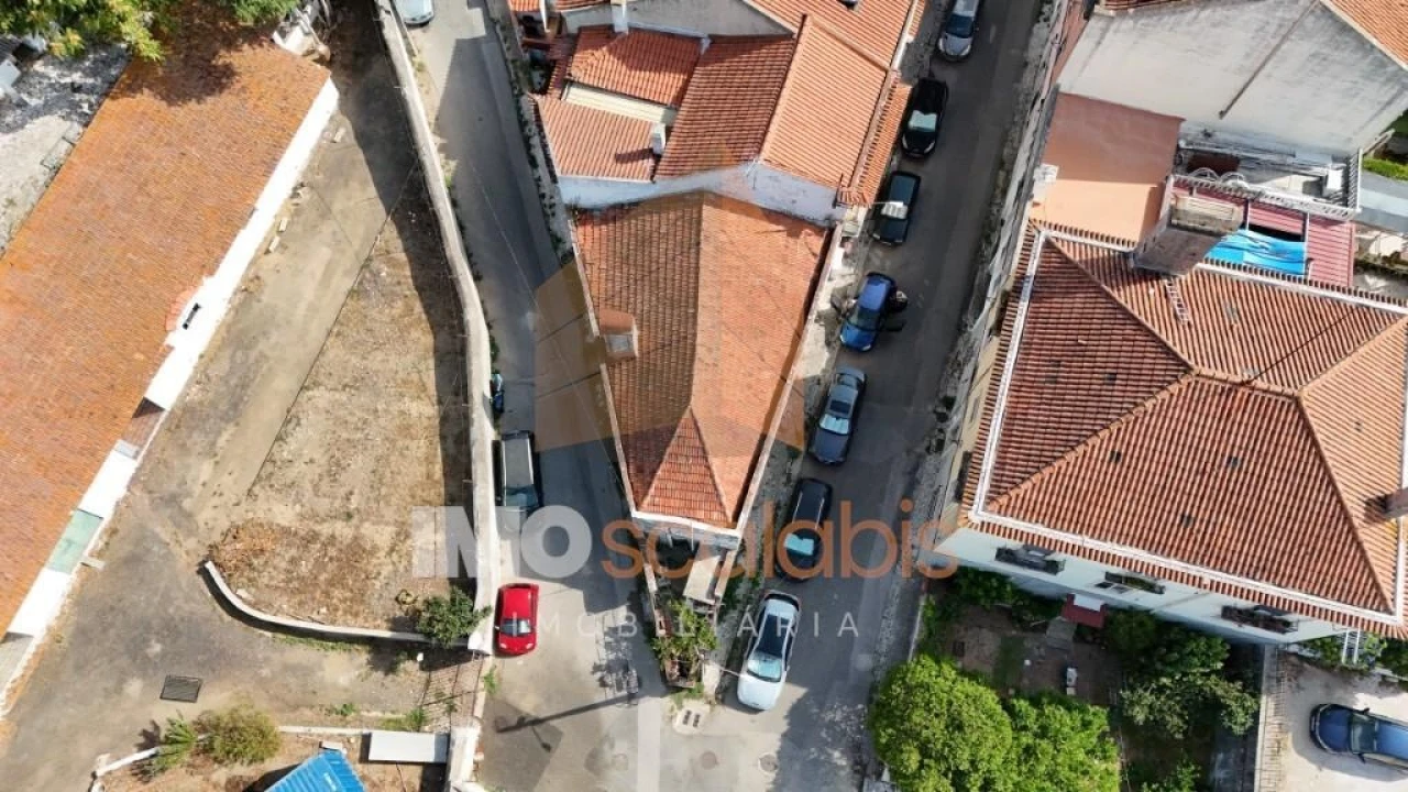Moradia T2 para Venda em Romeira e Várzea Foto 11