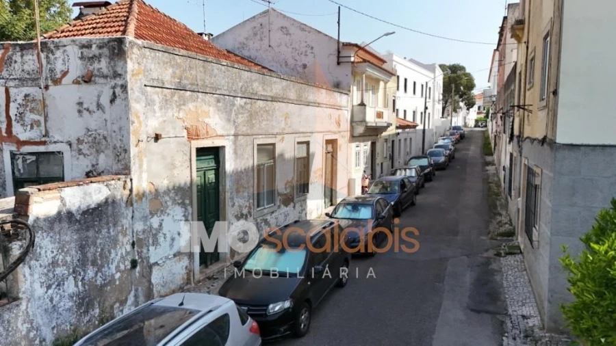 Moradia T2 para Venda em Romeira e Várzea Foto 4