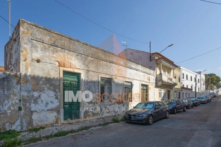 Moradia T2 para Venda em Romeira e Várzea Foto 6