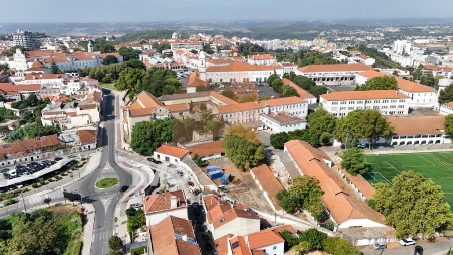Moradia T2 para Venda em Romeira e Várzea Foto 15
