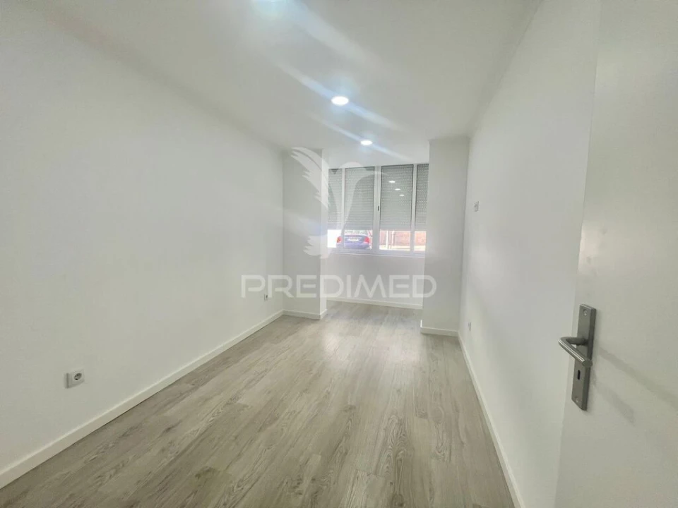 Apartamento T2 para Venda em Baixa da Banheira e Vale da Amoreira Foto 12