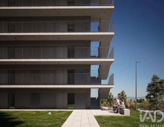 Apartamento T1 para Venda em Vilar de Andorinho Foto 2