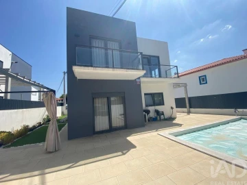 Moradia T3 para Venda em A dos Francos