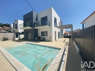 Moradia T3 para Venda em A dos Francos