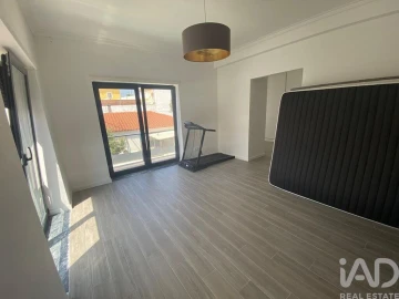 Moradia T3 para Venda em A dos Francos