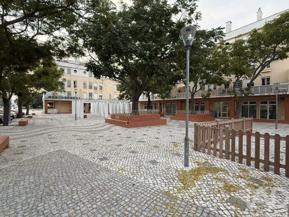 Apartamento T2 para Venda em Pinhal Novo Foto 35