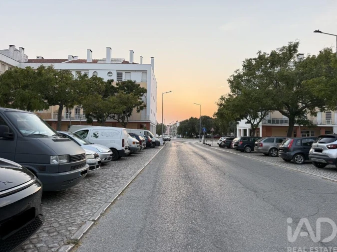 Apartamento T2 para Venda em Pinhal Novo Foto 37