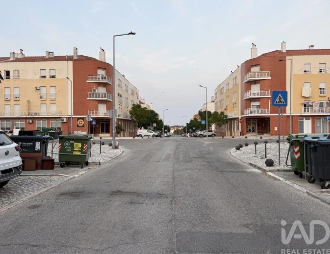 Apartamento T2 para Venda em Pinhal Novo Foto 36