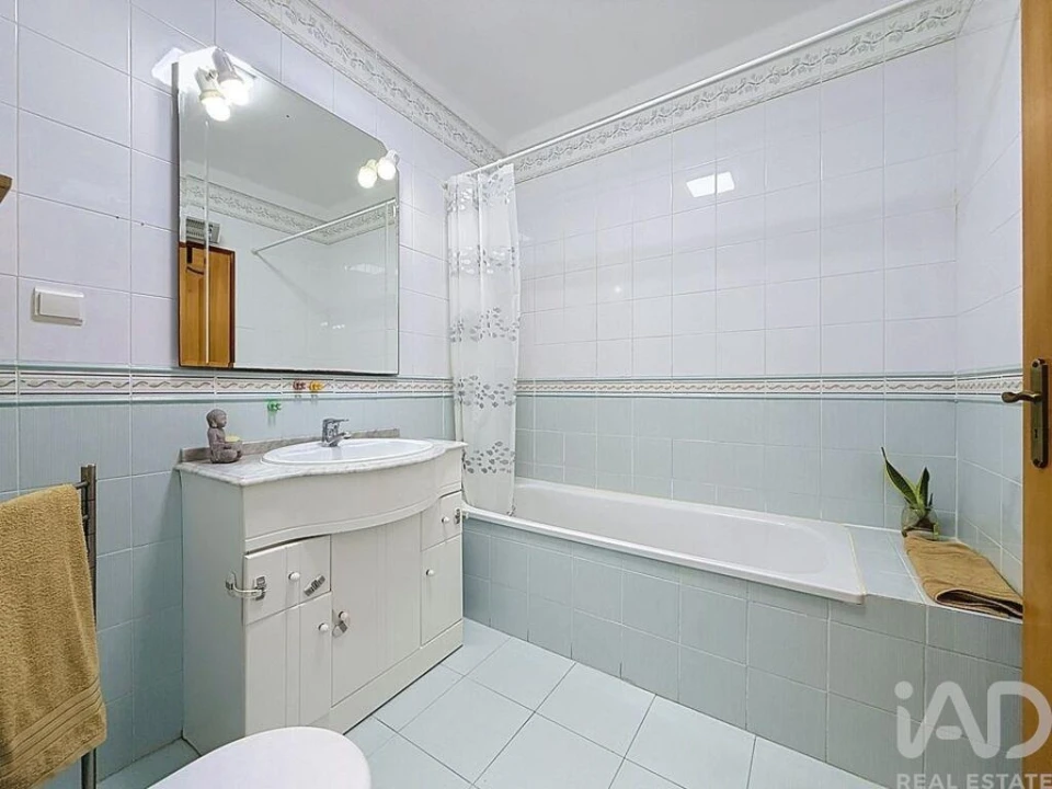 Apartamento T2 para Venda em Pinhal Novo Foto 25