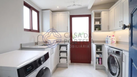 Moradia T5 para Venda em Aldoar, Foz do Douro e Nevogilde