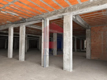 Loja para Venda em Real, Dume e Semelhe